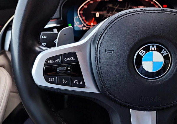 BMW Seria 5 cena 184900 przebieg: 113565, rok produkcji 2020 z Ciechocinek małe 596